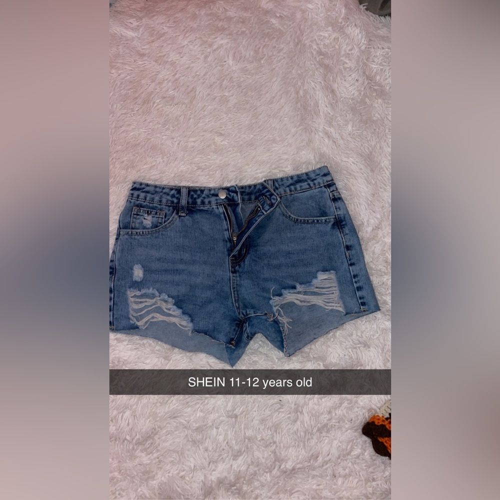 SHEIN teen shorts. 11-12 years old. 8$+shipping